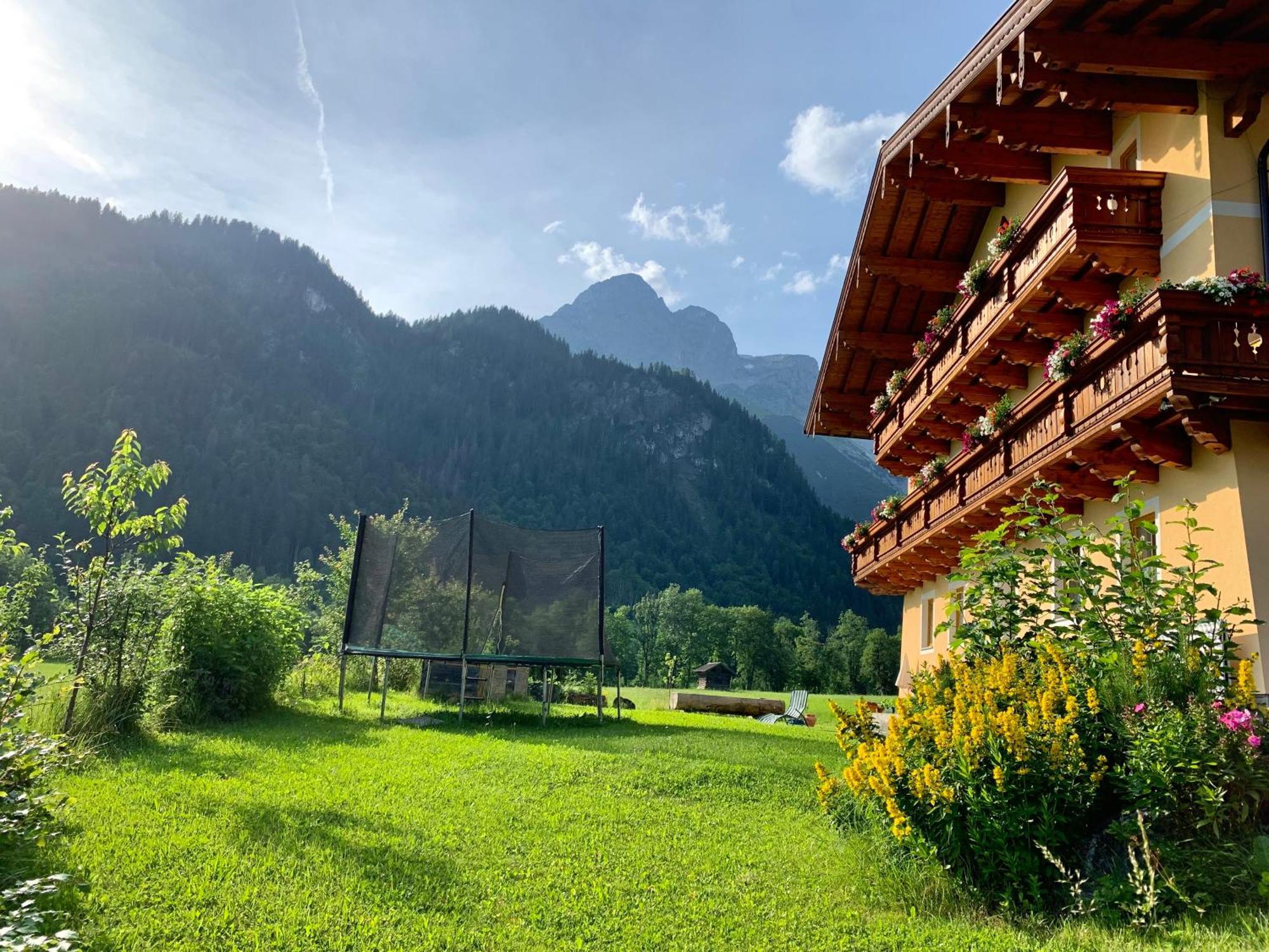 Alpen Appartements Oberlehengut เวอร์เฟนแวง ภายนอก รูปภาพ