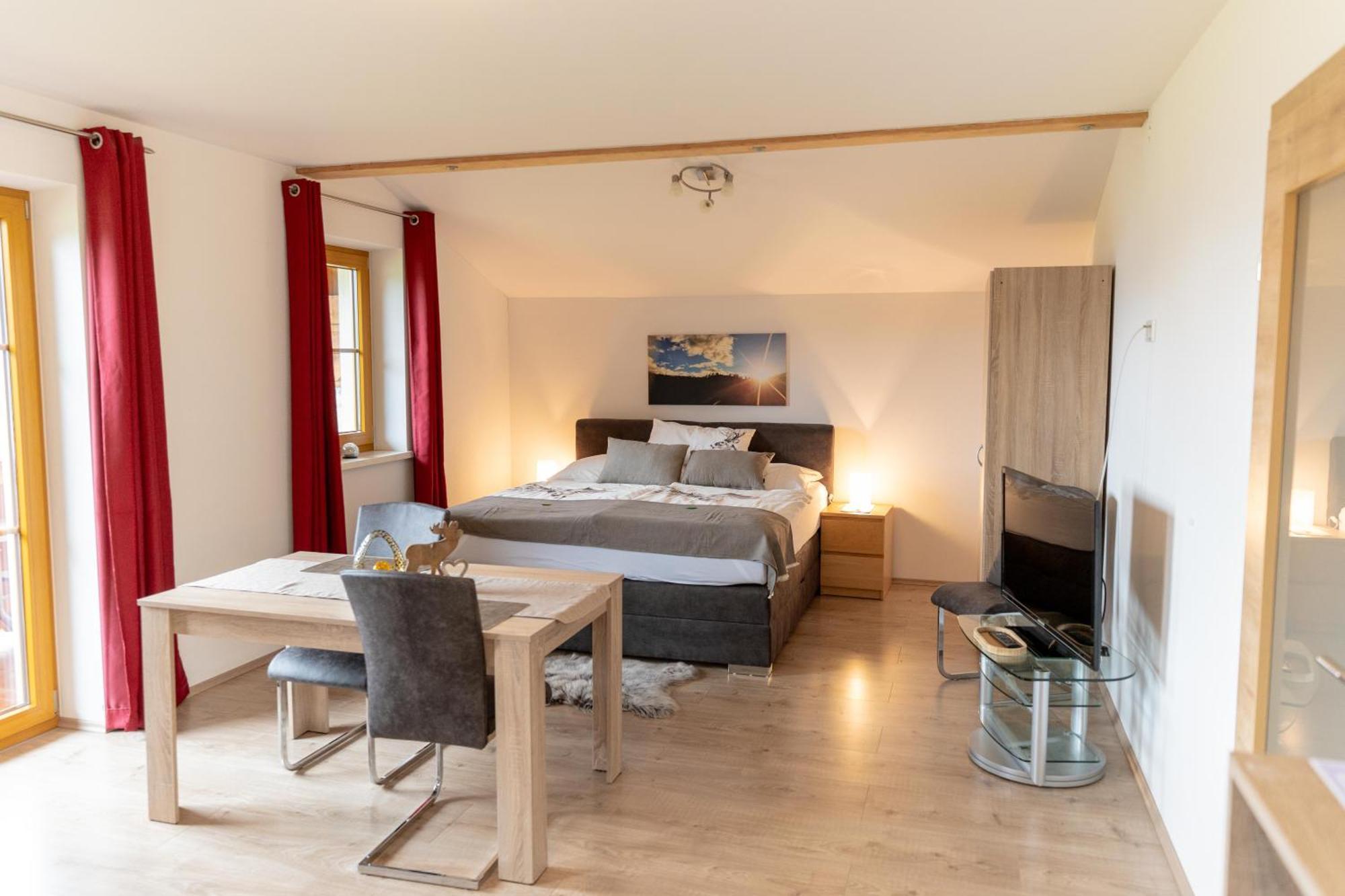 Alpen Appartements Oberlehengut เวอร์เฟนแวง ภายนอก รูปภาพ