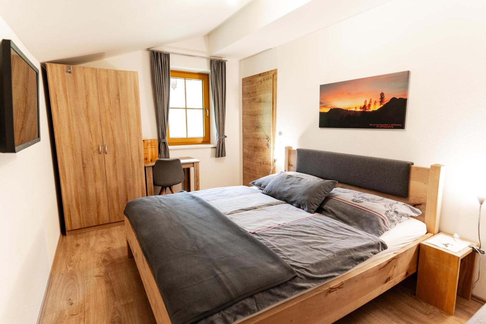 Alpen Appartements Oberlehengut เวอร์เฟนแวง ห้อง รูปภาพ