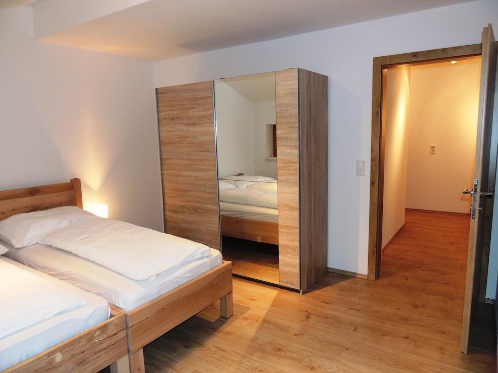 Alpen Appartements Oberlehengut เวอร์เฟนแวง ห้อง รูปภาพ