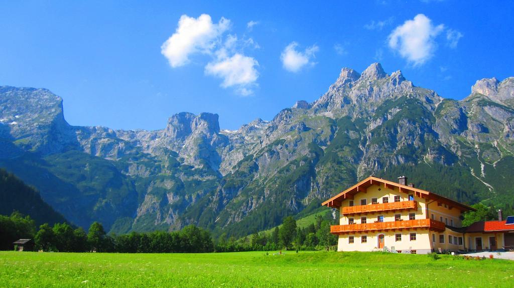 Alpen Appartements Oberlehengut เวอร์เฟนแวง ภายนอก รูปภาพ